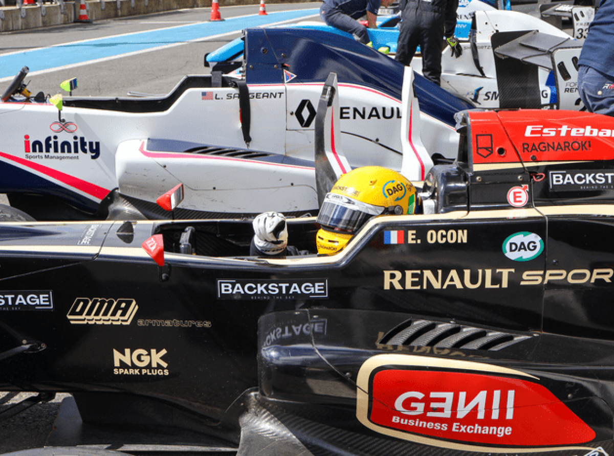 Miguel Gaspar in a black Formula Renault with Backstage branding