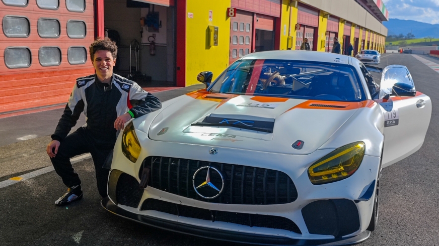 Miguel Gaspar with his Mercedes-AMG GT in the pit lane